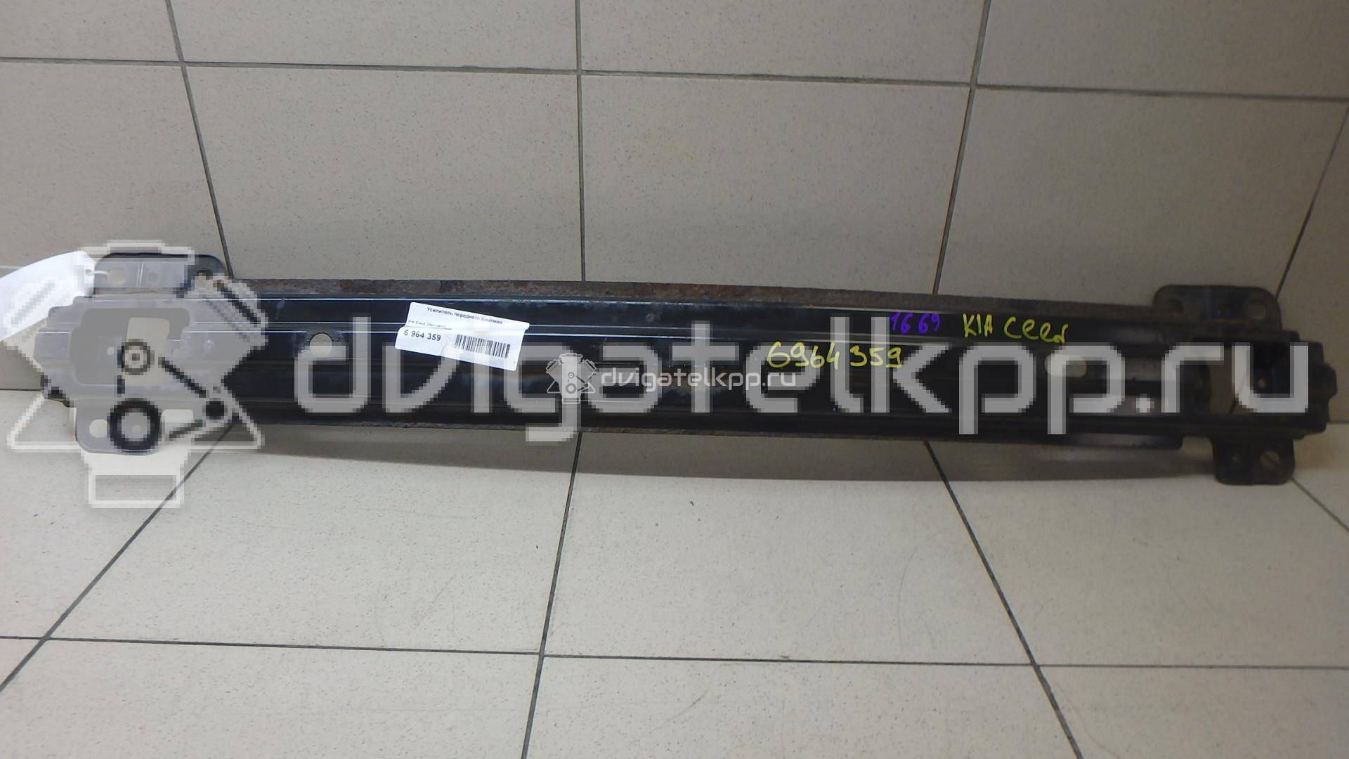 Фото Усилитель переднего бампера  865301H500 для Kia Ceed / Pro Ceed {forloop.counter}}
