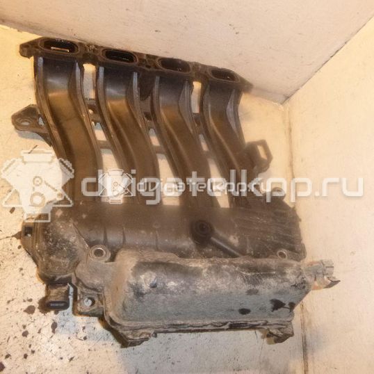 Фото Коллектор впускной для двигателя K4M 813 для Renault Megane 112 л.с 16V 1.6 л бензин 8200647713