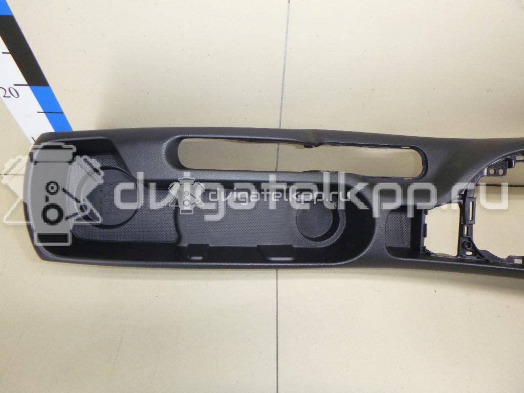 Фото Консоль  846114Y000WK для kia RIO {forloop.counter}}