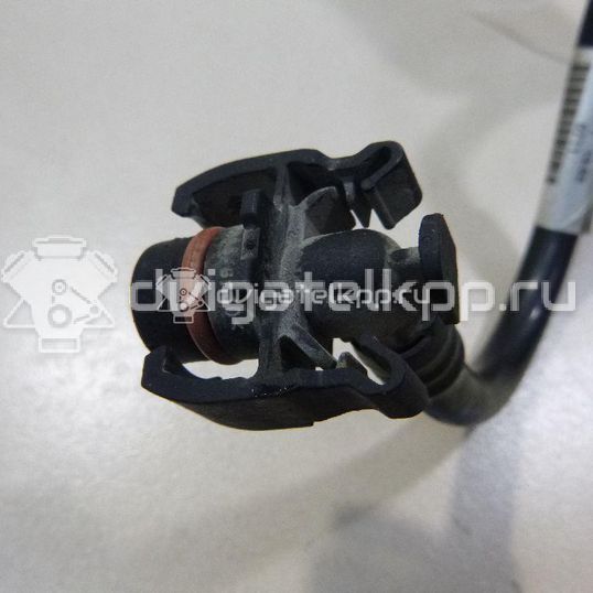 Фото Трубка вакуумная для двигателя K4M 838 для Renault Fluence L30 / Megane 106-116 л.с 16V 1.6 л бензин 474010052R