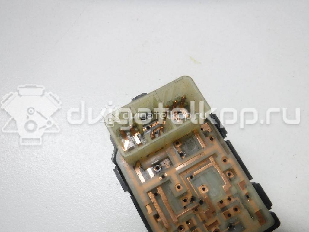 Фото Переключатель регулировки зеркала  935304x000 для kia RIO {forloop.counter}}