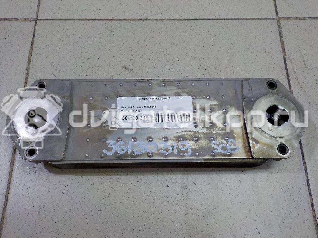 Фото Радиатор масляный для двигателя DC 13.10 для Citroen / Renault / Scania / Karry 441 л.с 24V 12.7 л Дизельное топливо 1753112 {forloop.counter}}