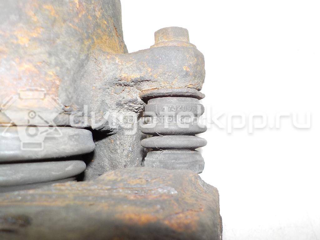 Фото Суппорт тормозной передний правый  STC1916 для Land Rover Range Rover / Discovery {forloop.counter}}