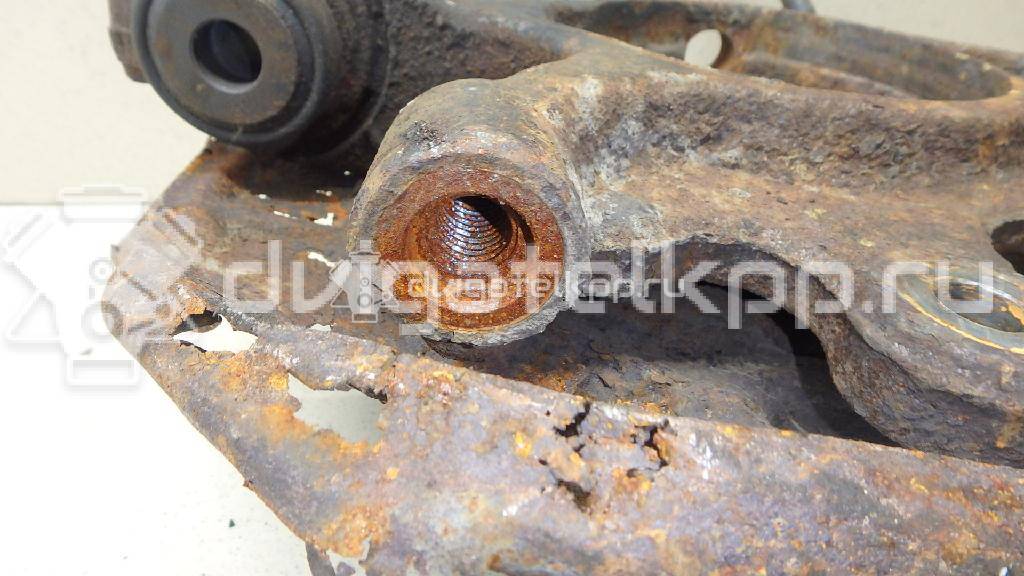 Фото Кулак поворотный задний правый  RLH500020 для Land Rover Range Rover {forloop.counter}}