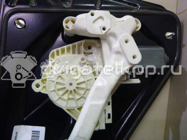 Фото Стеклоподъемник электр. задний правый  CVH500120 для Land Rover Range Rover / Discovery {forloop.counter}}