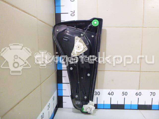 Фото Стеклоподъемник электр. задний правый  CVH500120 для Land Rover Range Rover / Discovery {forloop.counter}}