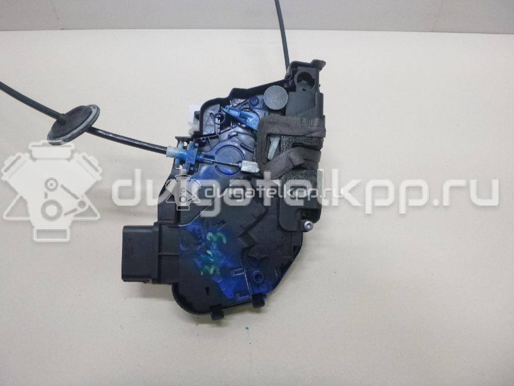 Фото Замок двери передней правой  LR011275 для Land Rover Freelander / Range Rover / Discovery {forloop.counter}}