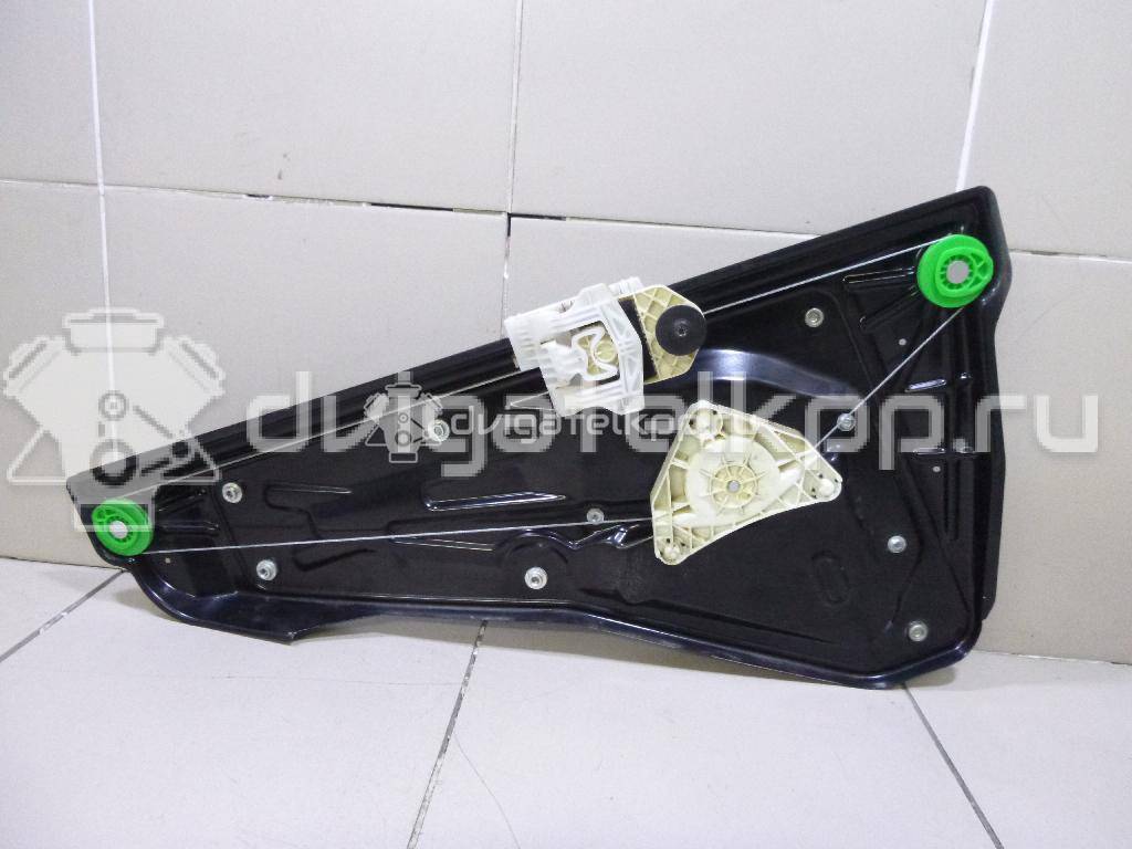 Фото Стеклоподъемник электр. задний левый  CVH500130 для Land Rover Range Rover / Discovery {forloop.counter}}