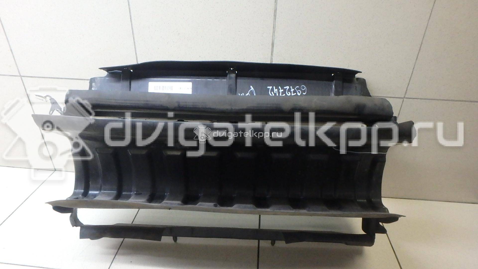 Фото Воздухозаборник (внутри)  DXJ500092 для land rover Discovery III {forloop.counter}}