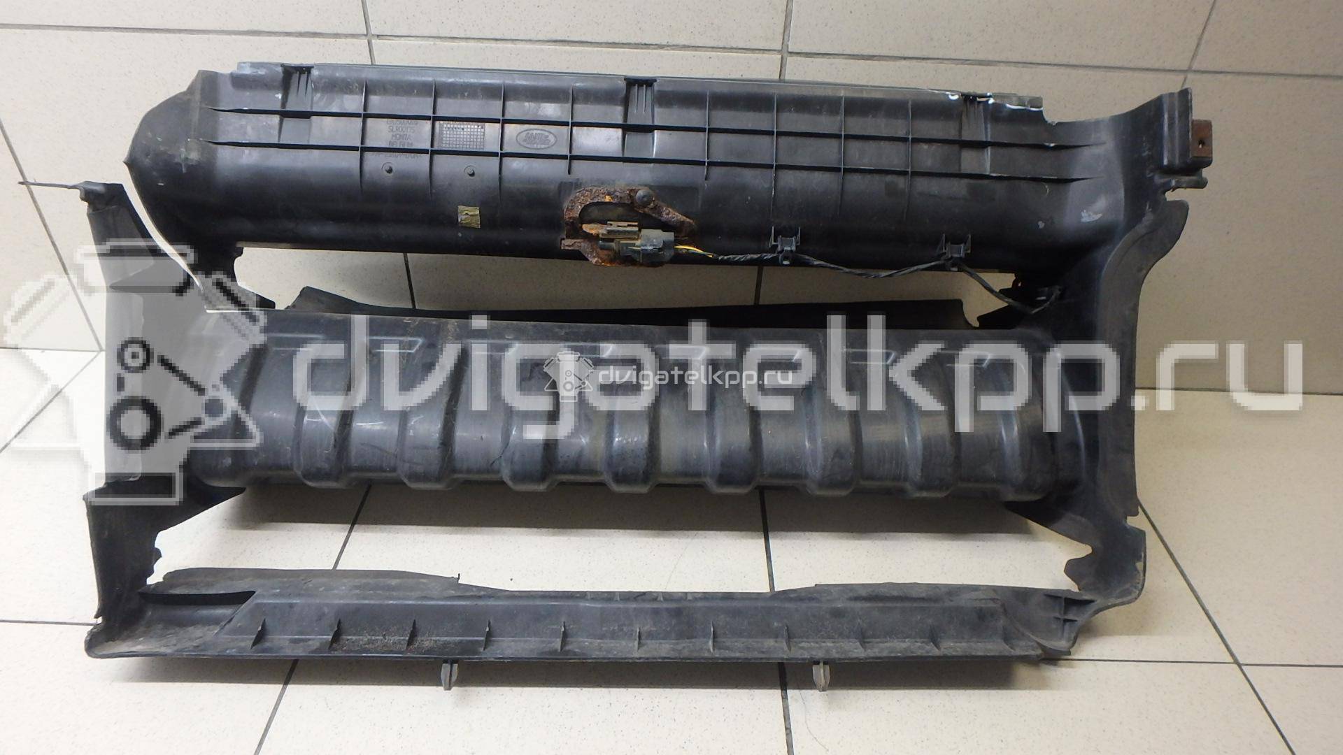 Фото Воздухозаборник (внутри)  DXJ500092 для land rover Discovery III {forloop.counter}}
