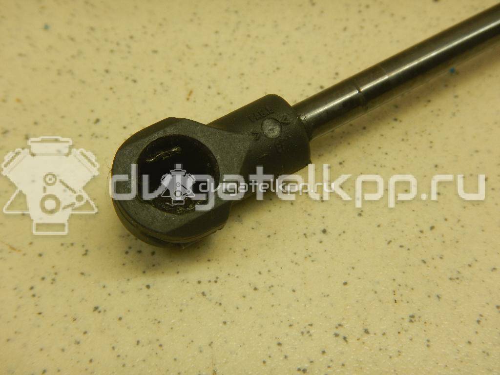 Фото Амортизатор капота  BKK780010 для Land Rover Range Rover / Discovery {forloop.counter}}