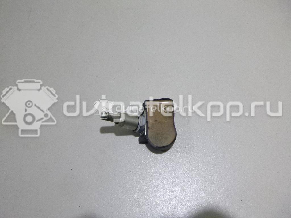 Фото Датчик давления в шине  LR066378 для Land Rover Freelander / Range Rover / Discovery / Defender L316 {forloop.counter}}