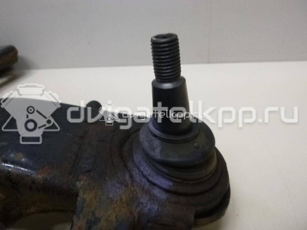 Фото Рычаг передний нижний правый  LR025610 для Land Rover Discovery {forloop.counter}}