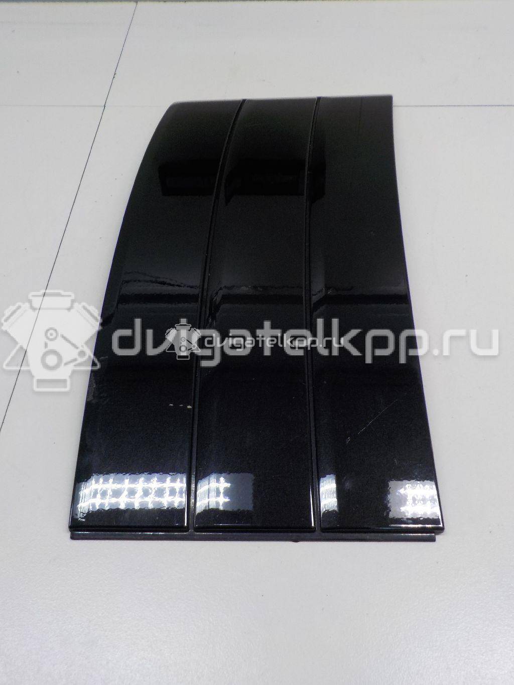 Фото Накладка двери передней левой  LR038864 для Land Rover Range Rover {forloop.counter}}