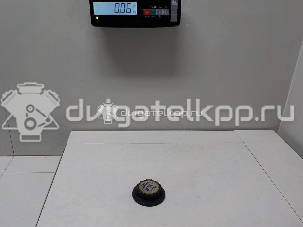Фото Крышка расширительного бачка  LR017427 для Land Rover Range Rover / Discovery {forloop.counter}}