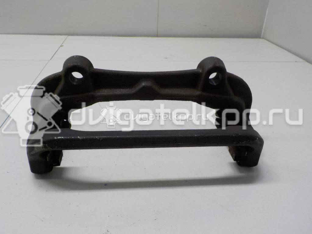 Фото Скоба суппорта переднего левого  LR020371 для Land Rover Range Rover / Discovery {forloop.counter}}