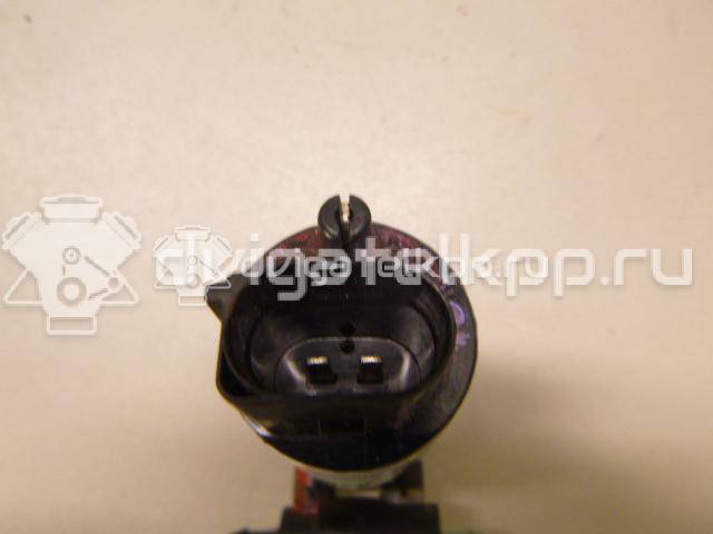 Фото Насос омывателя  LR013951 для Land Rover Range Rover / Discovery {forloop.counter}}