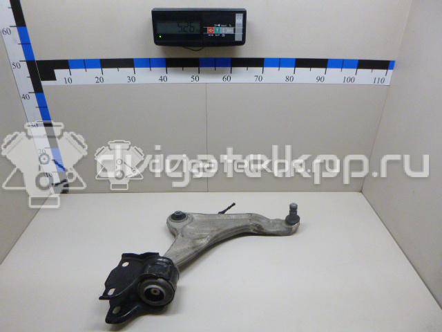 Фото Рычаг передний правый  LR024472 для Land Rover Range Rover / Discovery {forloop.counter}}