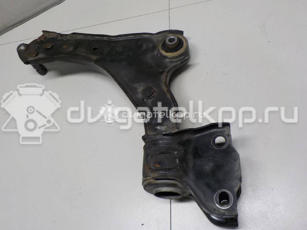 Фото Рычаг передний правый  LR086107 для Land Rover Range Rover / Discovery {forloop.counter}}