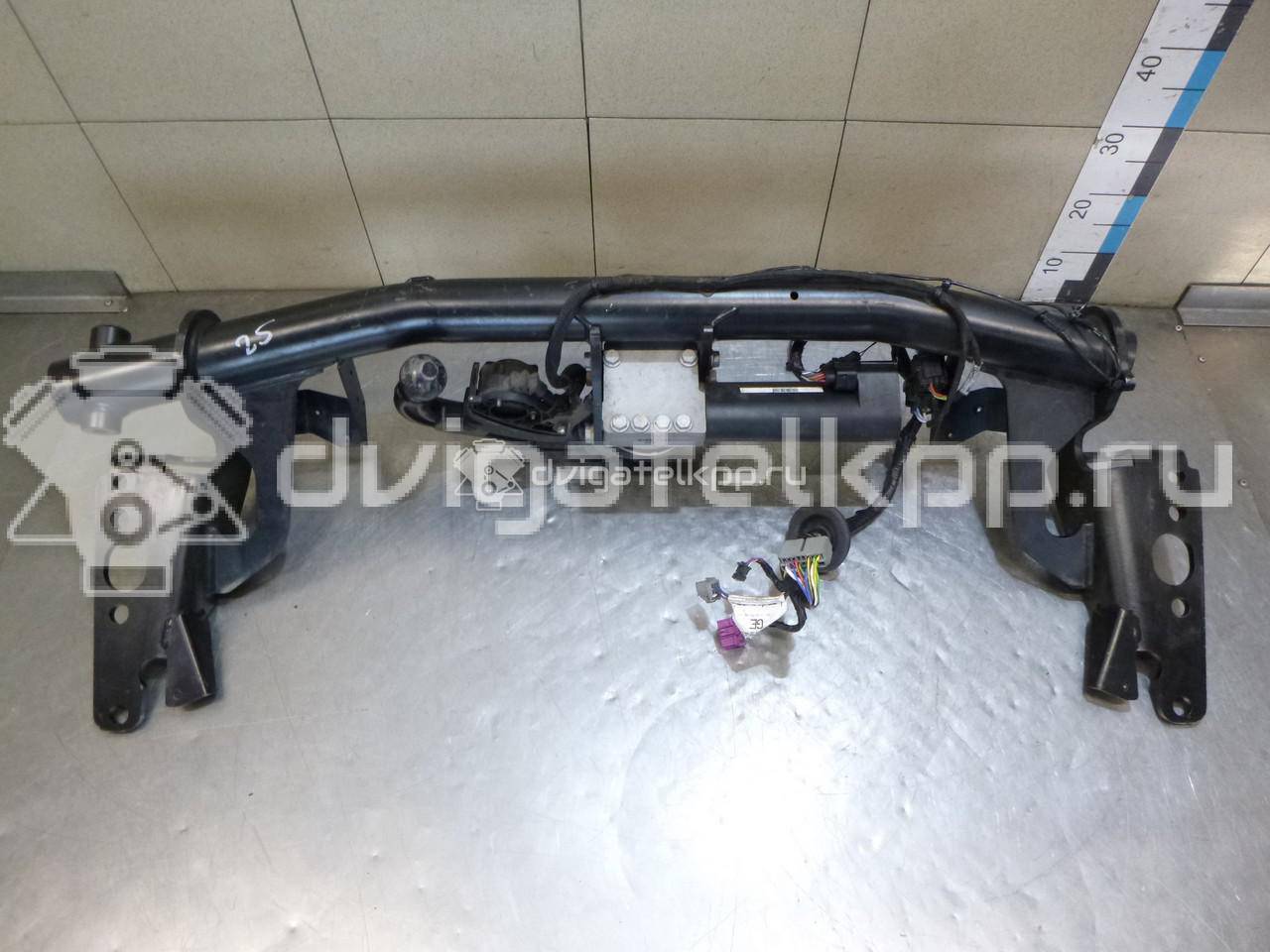 Фото Сцепное устройство (Фаркоп)  LR078930 для land rover Discovery Sport {forloop.counter}}