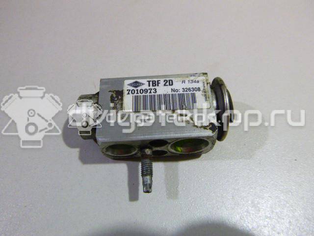 Фото Клапан кондиционера  LR003182 для Land Rover Freelander / Range Rover / Discovery {forloop.counter}}