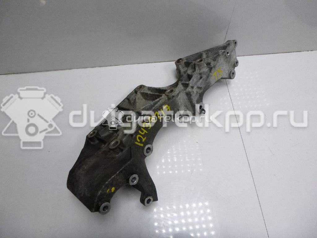 Фото Кронштейн генератора для двигателя AMF для Seat Ibiza / Cordoba / Arosa 6H 75 л.с 6V 1.4 л Дизельное топливо 045903143C {forloop.counter}}