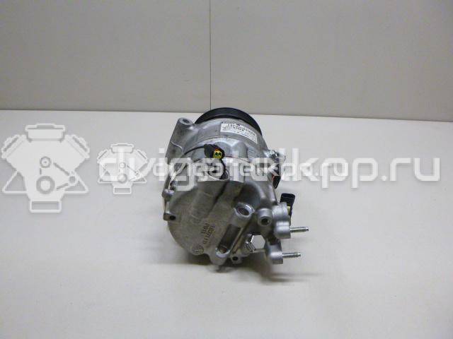Фото Компрессор системы кондиционирования  LR112584 для Land Rover Range Rover / Discovery {forloop.counter}}