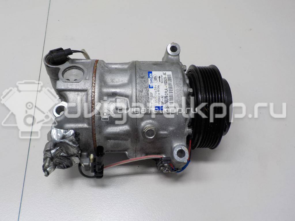 Фото Компрессор системы кондиционирования  LR035760 для land rover Discovery V {forloop.counter}}