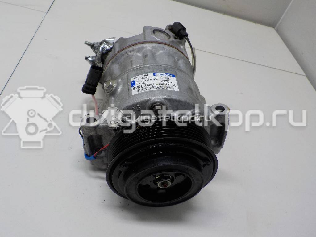 Фото Компрессор системы кондиционирования  LR035760 для land rover Discovery V {forloop.counter}}