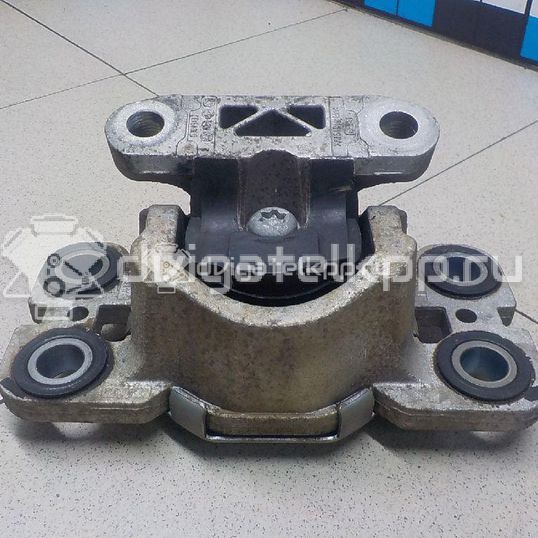 Фото Опора КПП  LR024738 для Land Rover Freelander / Range Rover