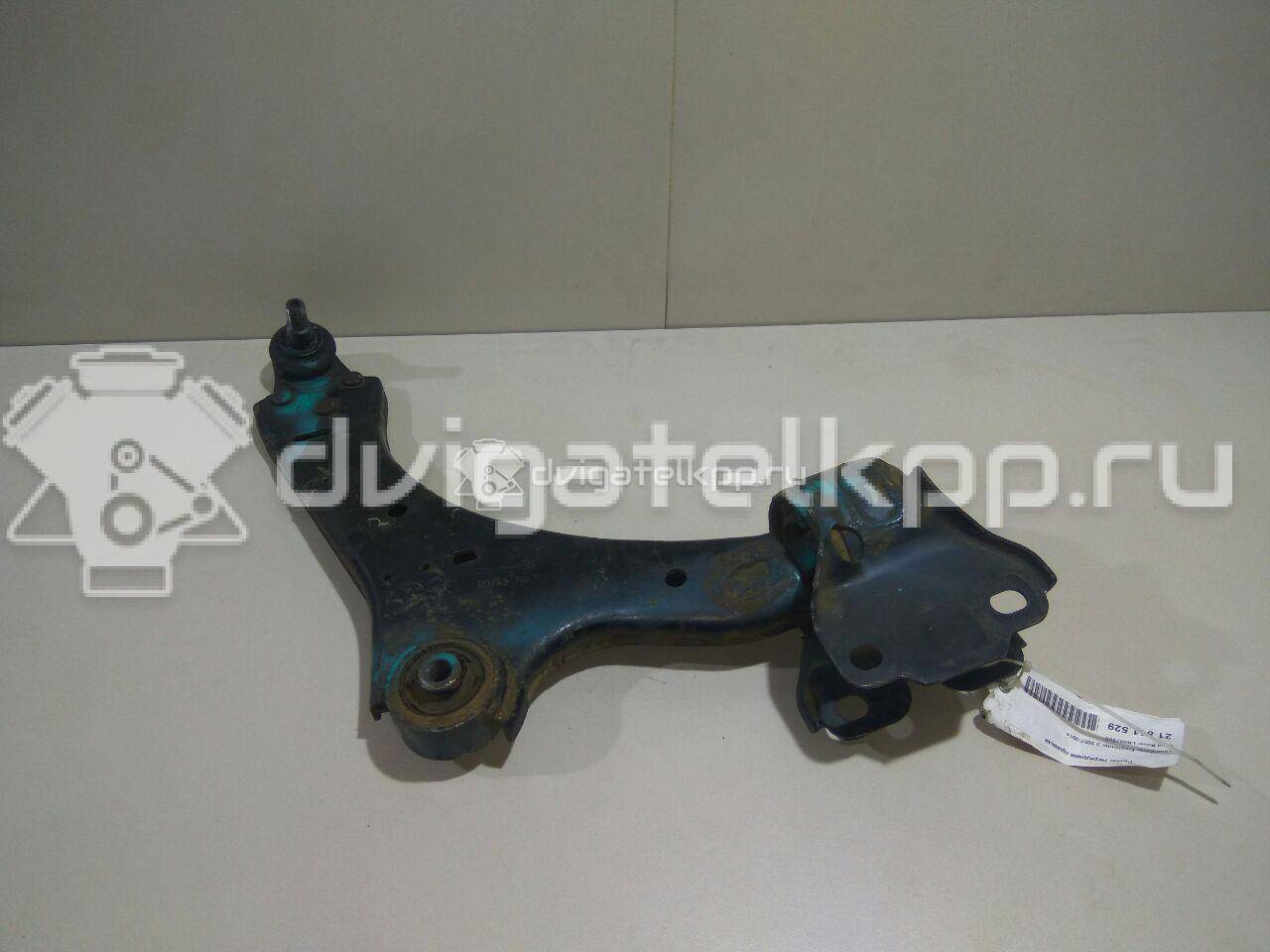 Фото Рычаг передний правый  LR007205 для Land Rover Freelander {forloop.counter}}