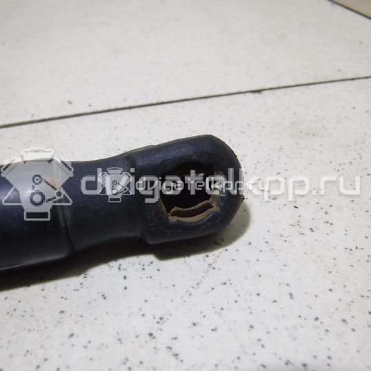 Фото Амортизатор двери багажника  LR002104 для Land Rover Freelander