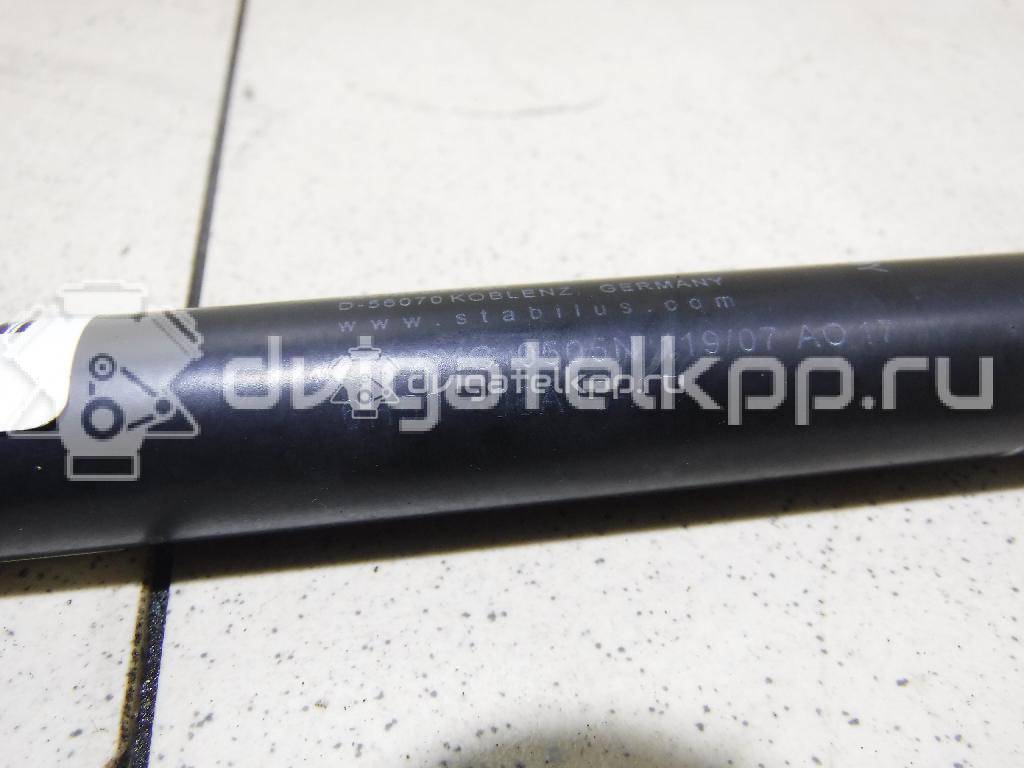 Фото Амортизатор двери багажника  LR002104 для Land Rover Freelander {forloop.counter}}