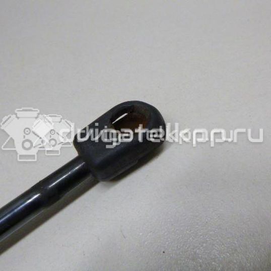 Фото Амортизатор двери багажника  LR002104 для Land Rover Freelander