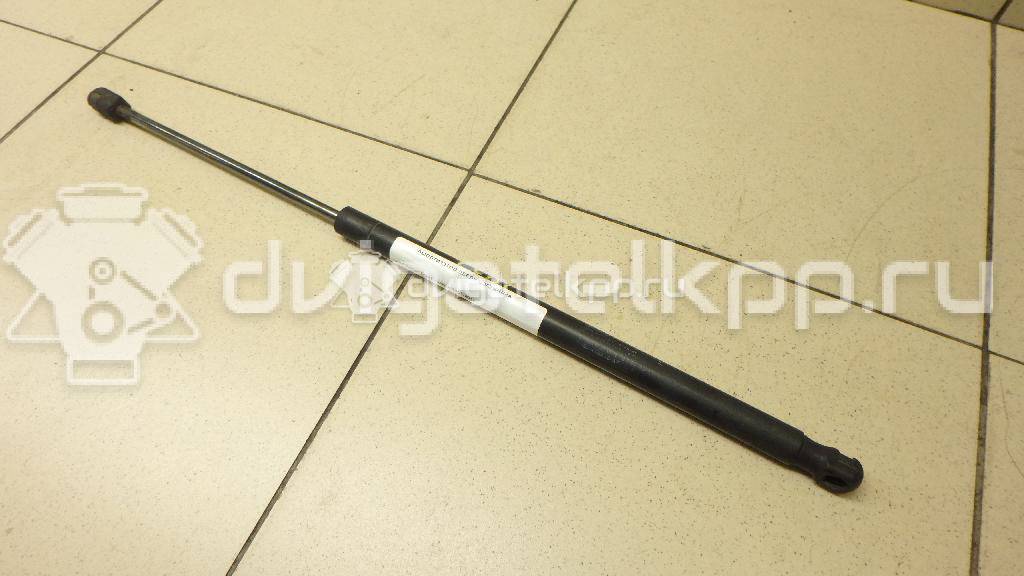 Фото Амортизатор двери багажника  LR002104 для Land Rover Freelander {forloop.counter}}