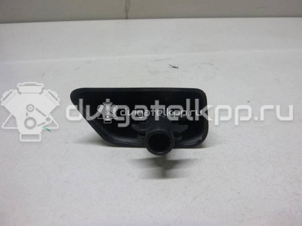 Фото Форсунка омывателя фары  LR003851 для Land Rover Freelander {forloop.counter}}