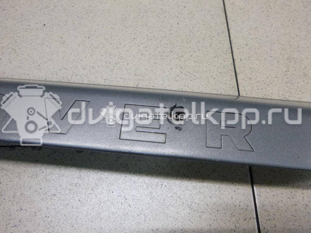 Фото Накладка двери багажника  LR006083 для land rover Freelander 2 {forloop.counter}}