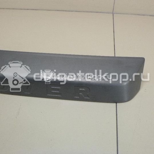 Фото Накладка двери багажника  LR020189 для land rover Freelander 2