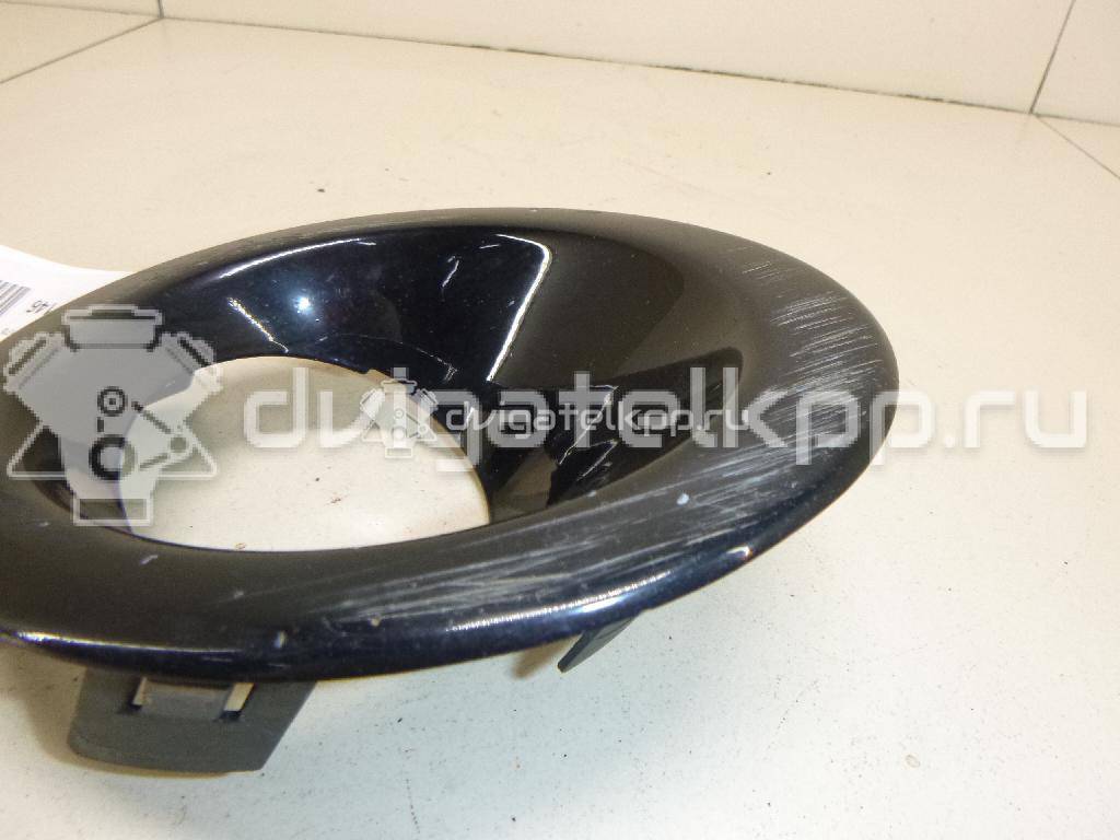 Фото Рамка противотуманной фары правой  LR003870 для Land Rover Freelander {forloop.counter}}