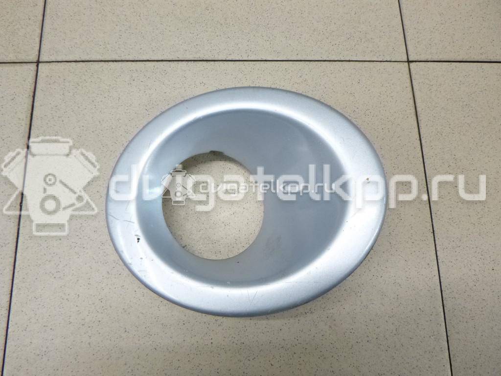 Фото Рамка противотуманной фары правой  LR003870 для Land Rover Freelander {forloop.counter}}