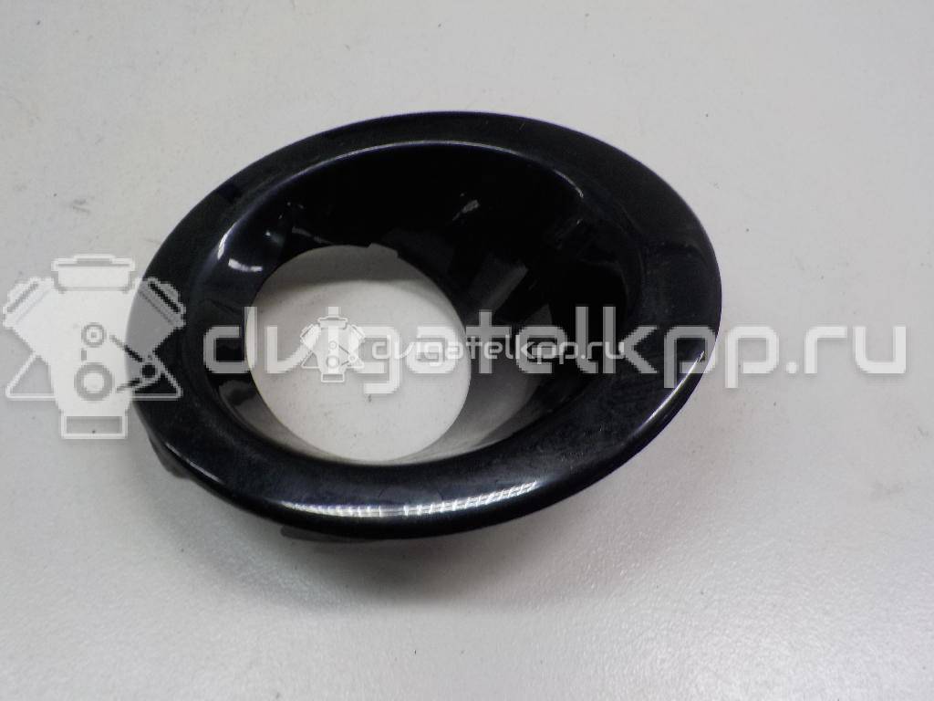 Фото Рамка противотуманной фары правой  LR003870 для Land Rover Freelander {forloop.counter}}