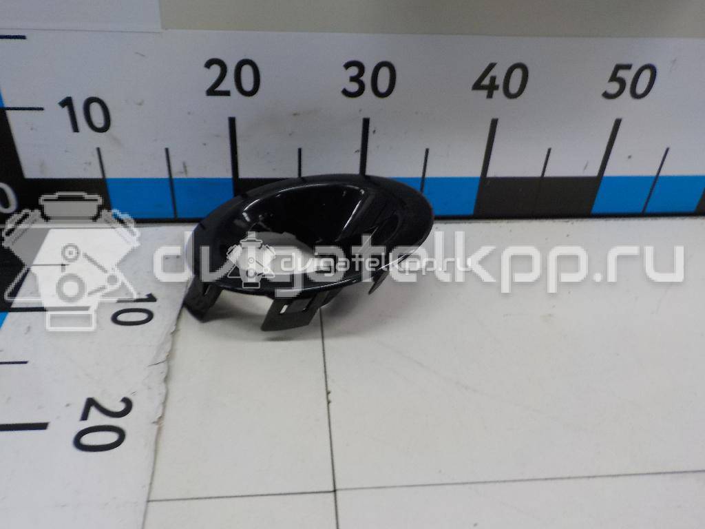 Фото Рамка противотуманной фары правой  LR003870 для Land Rover Freelander {forloop.counter}}