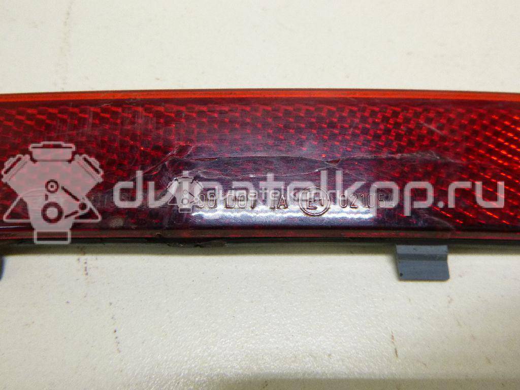 Фото Отражатель в бампер задний правый  LR006348 для Land Rover Freelander / Range Rover {forloop.counter}}
