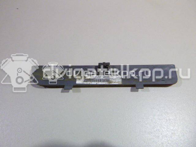Фото Отражатель в бампер задний правый  LR006348 для Land Rover Freelander / Range Rover {forloop.counter}}