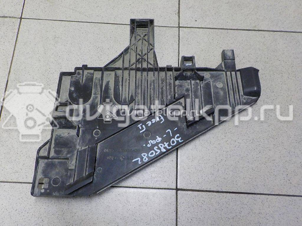 Фото Кронштейн фар левый  LR001542 для Land Rover Freelander {forloop.counter}}
