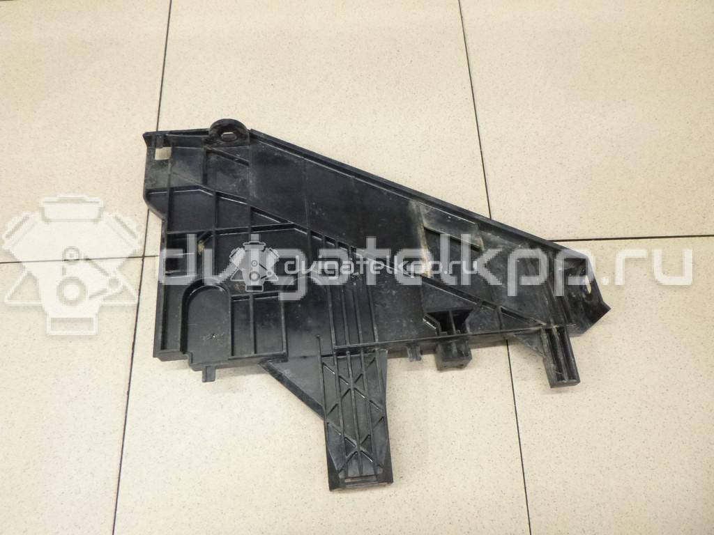 Фото Кронштейн фар левый  LR001542 для Land Rover Freelander {forloop.counter}}