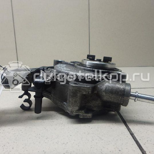 Фото Насос вакуумный  LR037627 для Land Rover Freelander / Range Rover / Discovery