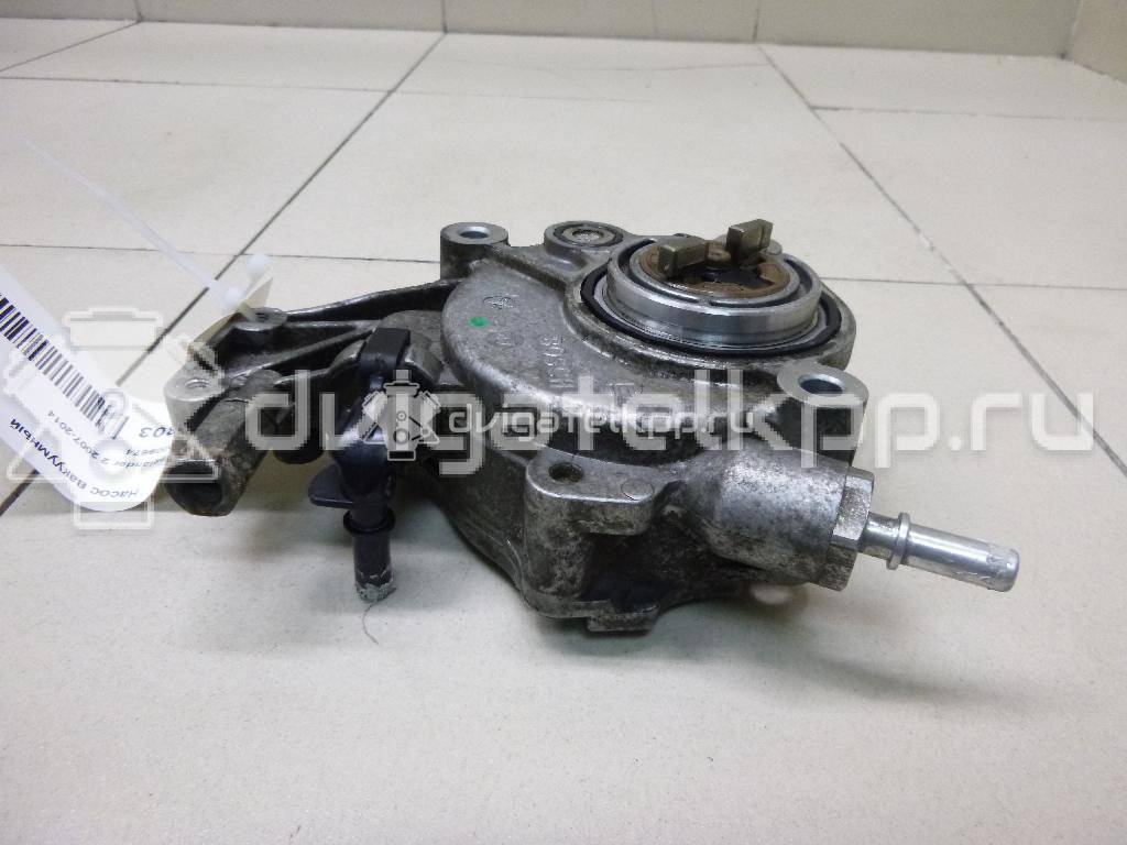 Фото Насос вакуумный  LR009674 для Land Rover Freelander / Range Rover / Discovery {forloop.counter}}