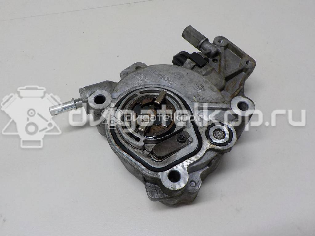 Фото Насос вакуумный  LR009674 для Land Rover Freelander / Range Rover / Discovery {forloop.counter}}