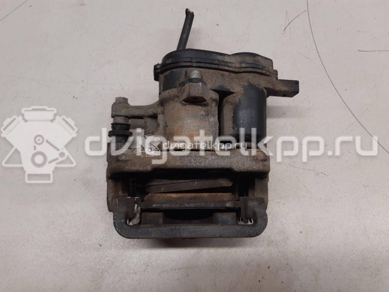 Фото Суппорт тормозной задний левый  LR043283 для Land Rover Freelander {forloop.counter}}